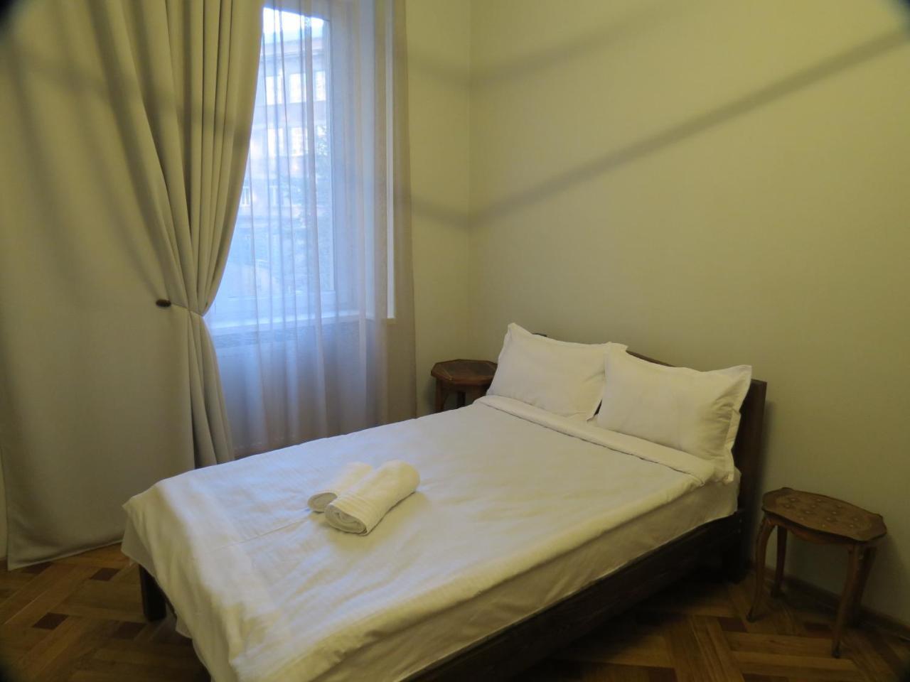 Three Rooms Apartment Tbilisi ภายนอก รูปภาพ