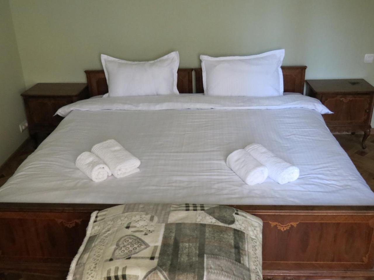 Three Rooms Apartment Tbilisi ภายนอก รูปภาพ